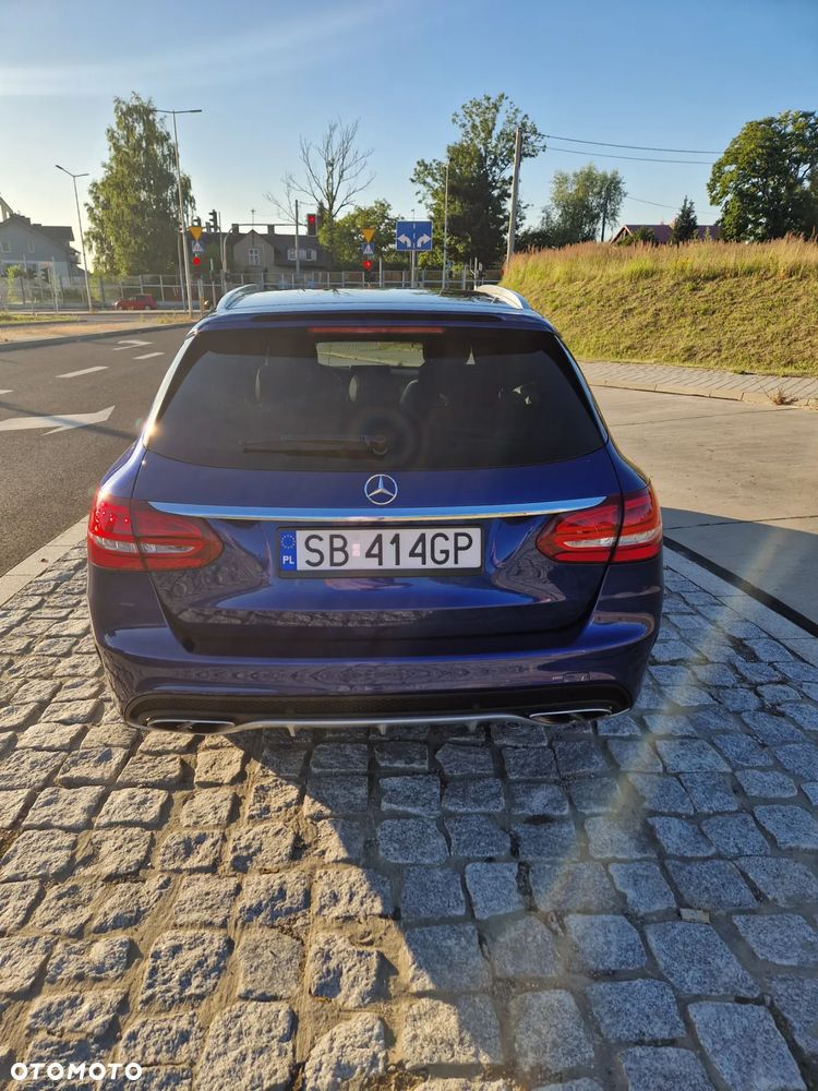 Mercedes-Benz Klasa C 450 AMG 4-Matic 7G-TRONIC - 9