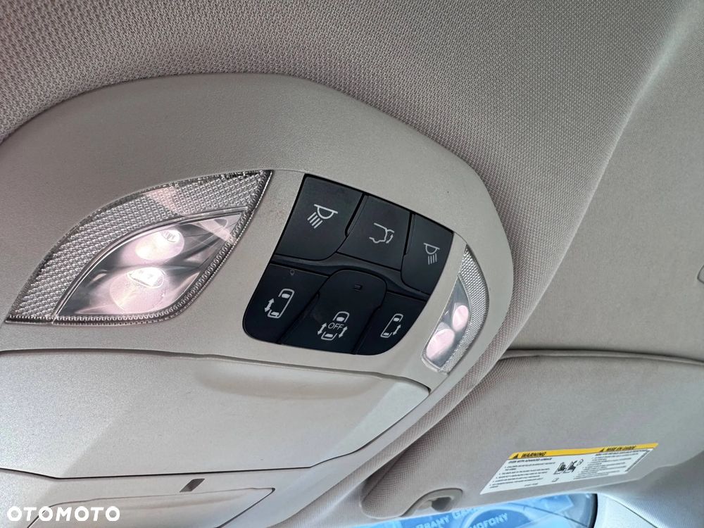 Chrysler Pacifica - 20