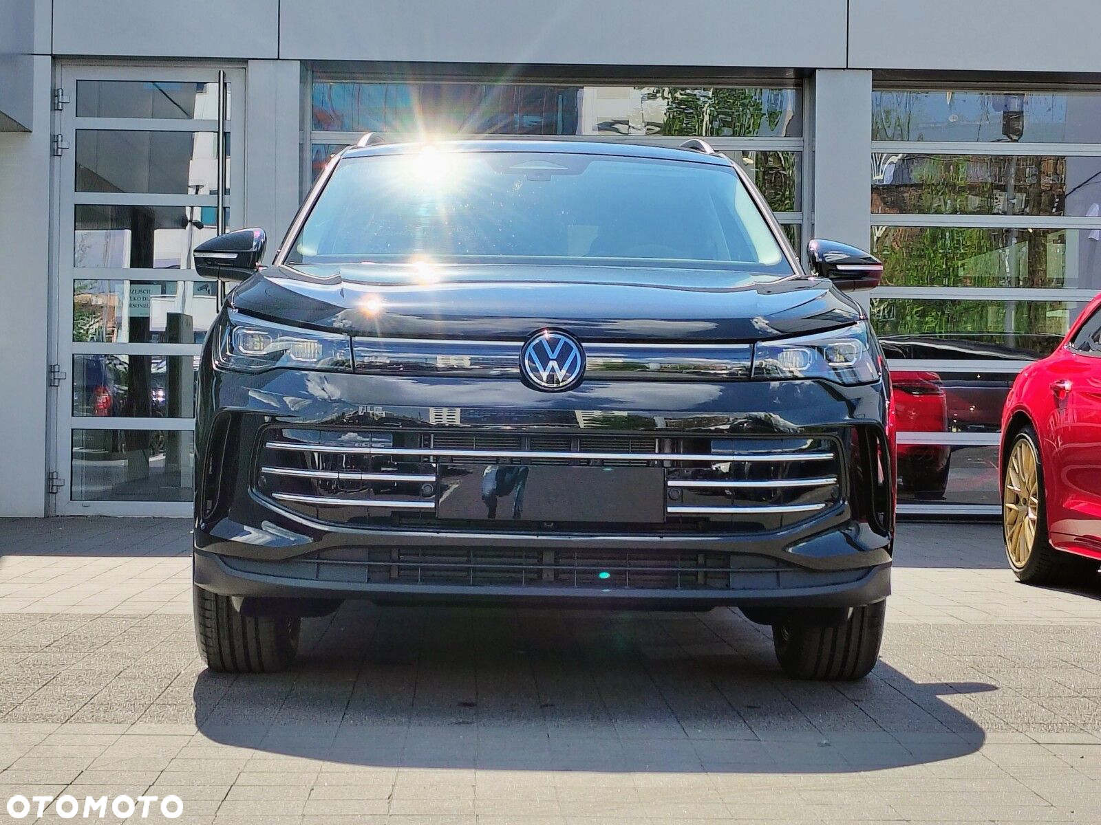 Volkswagen Tiguan - 2