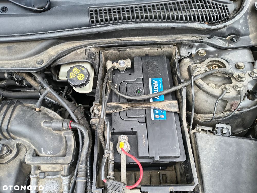 Volvo S40 2.4 Momentum - 28