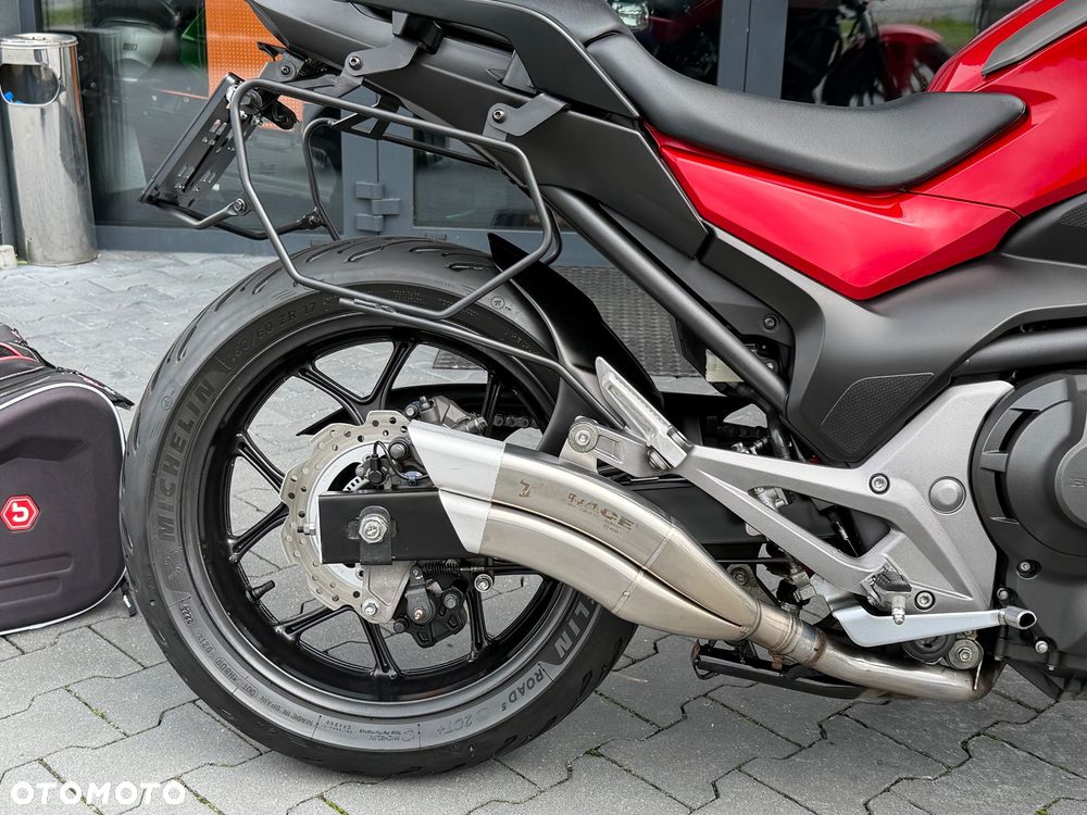 Honda NC - 6