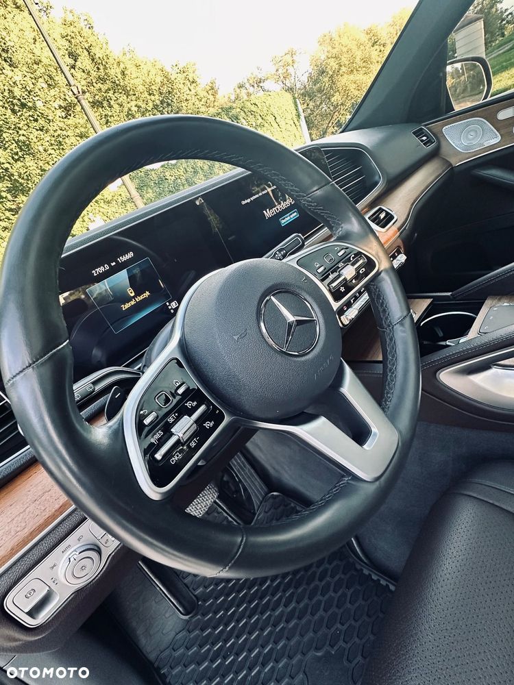 Mercedes-Benz GLE - 12