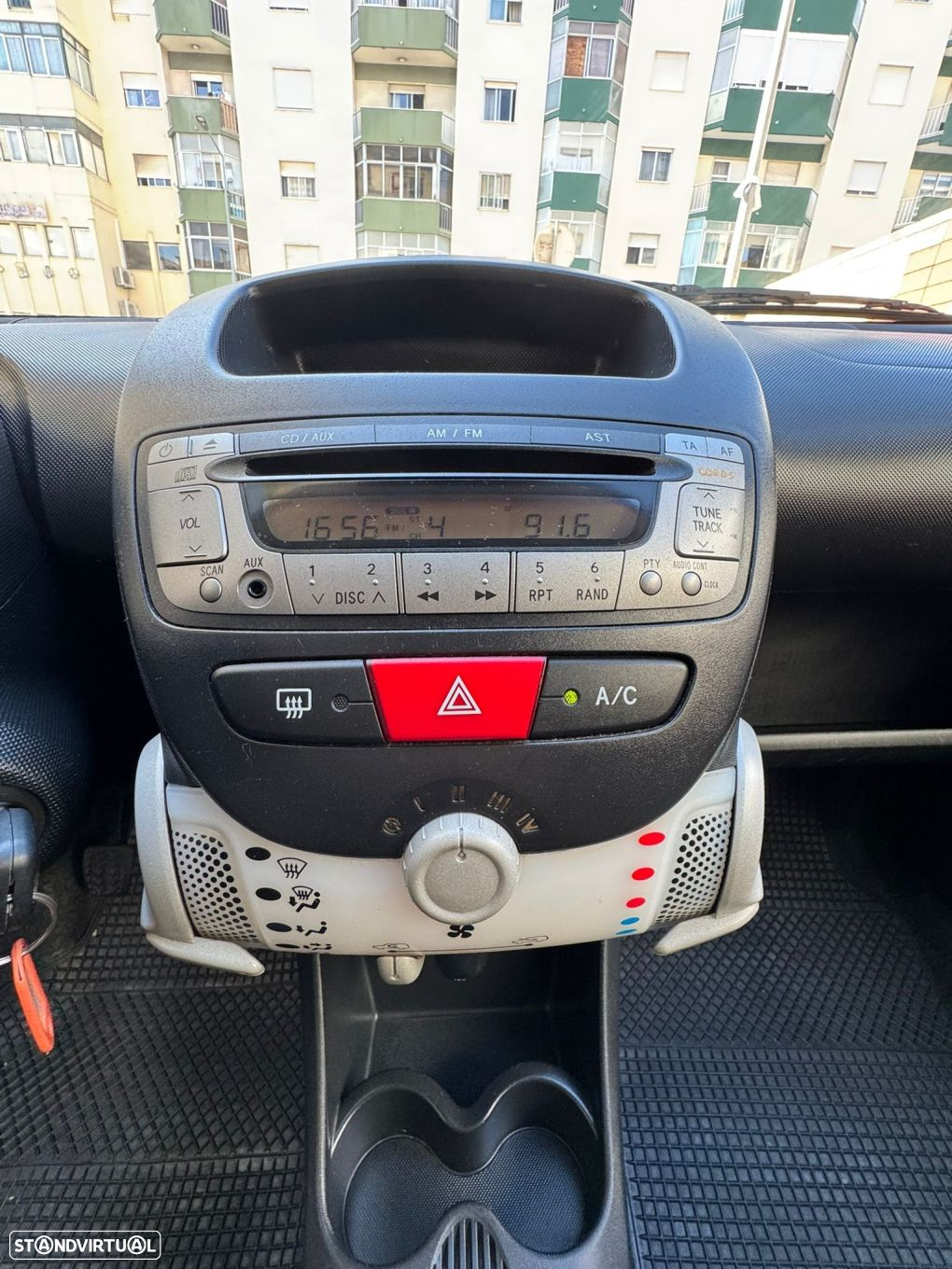 Citroën C1 1.0 Selection - 11