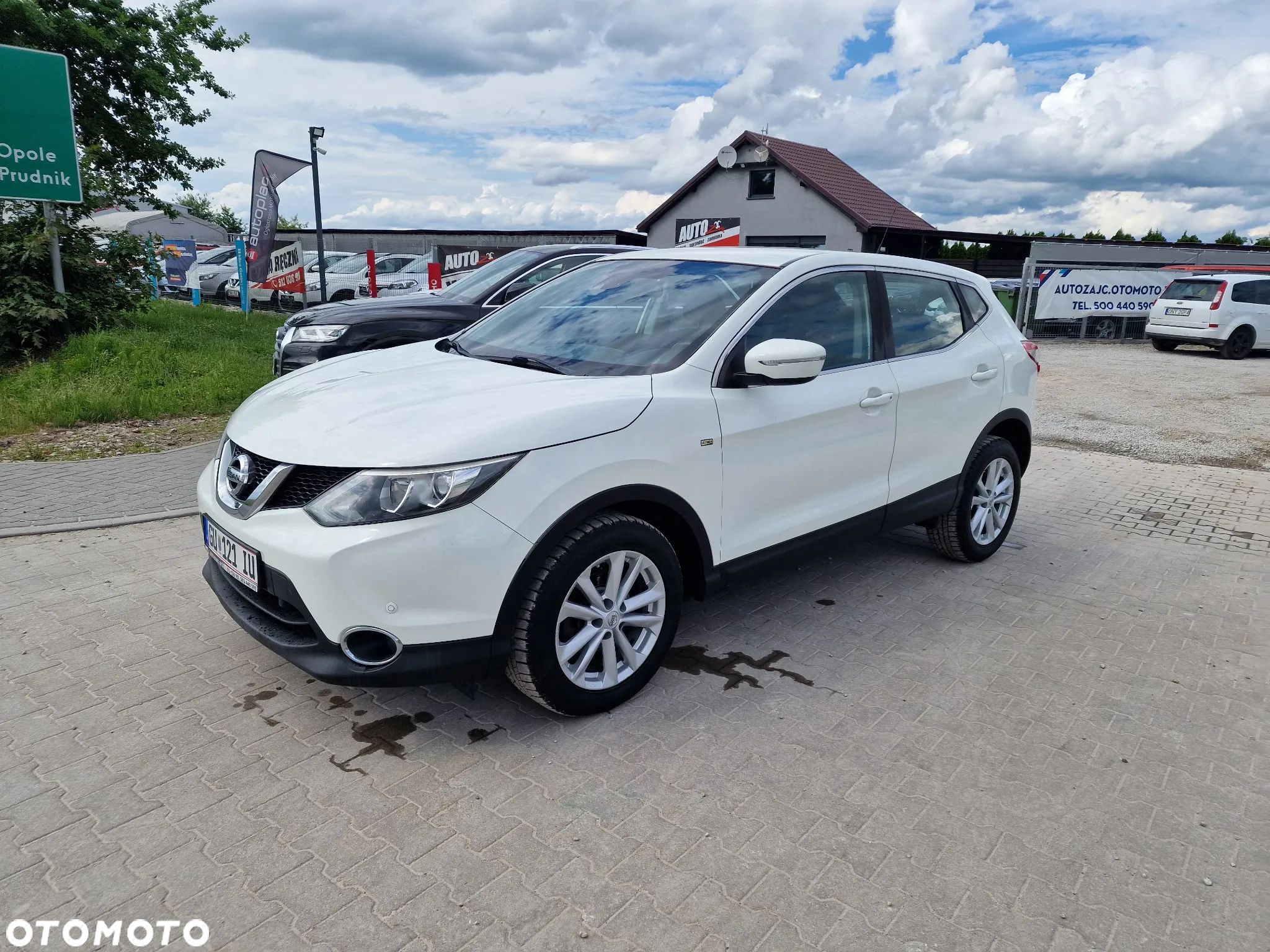 Nissan Qashqai 1.6 dCi 4 x 4 DPF tekna - 1