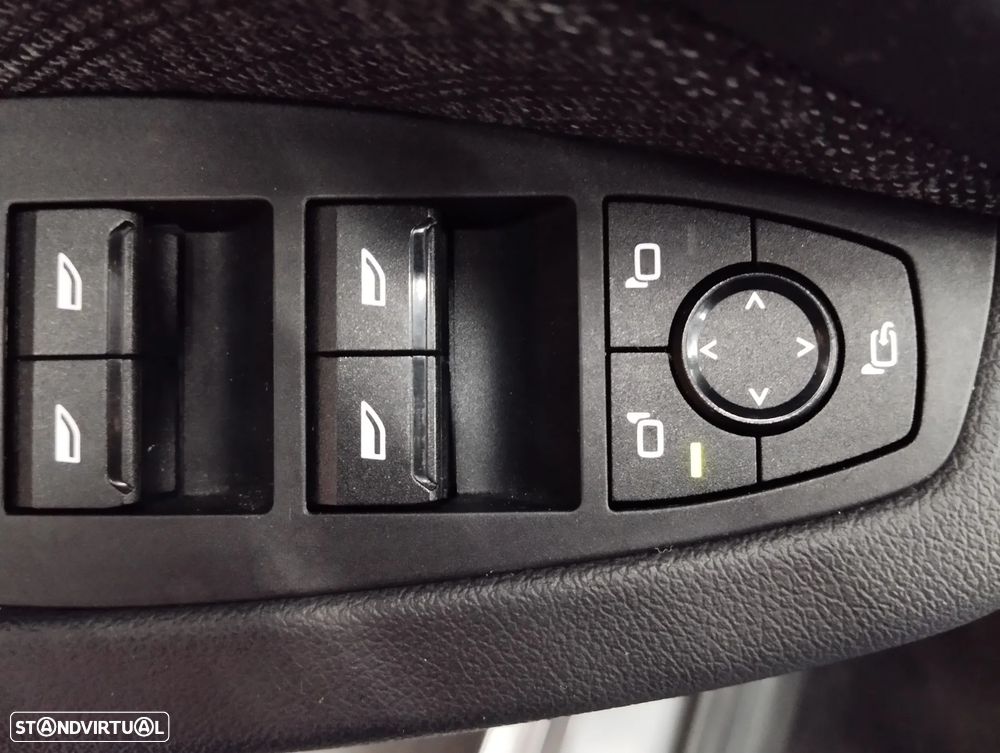 BMW 218 Active Tourer i Auto - 22