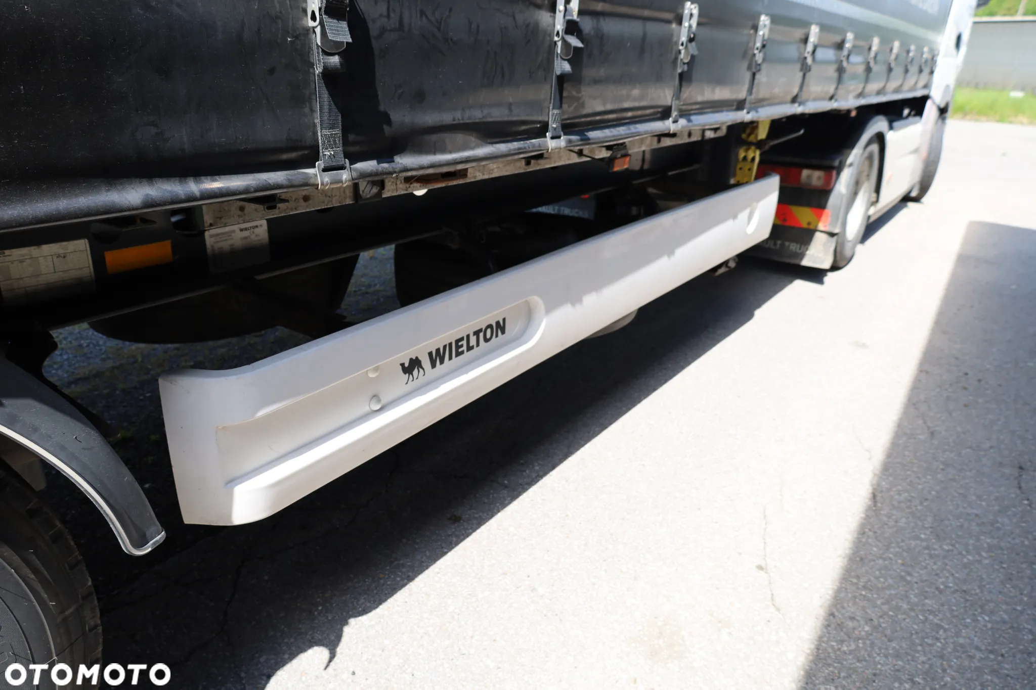 Wielton - 9
