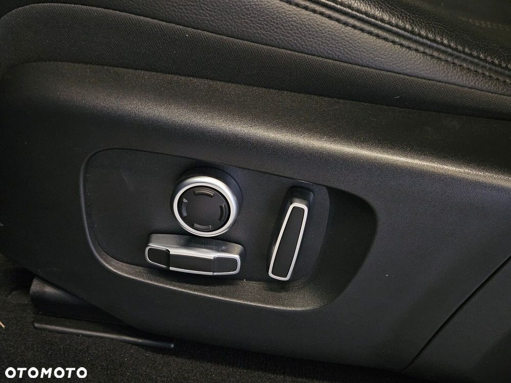 Land Rover Range Rover Evoque - 21