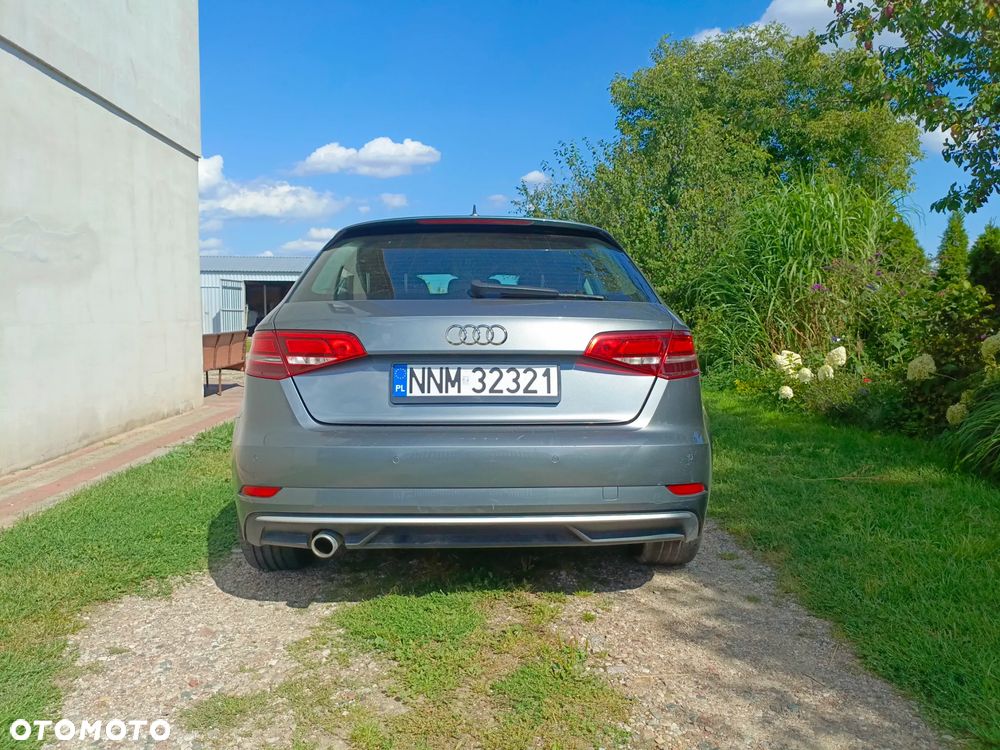 Audi A3 Sportback 1.6 TDI (clean diesel) Ambiente - 5