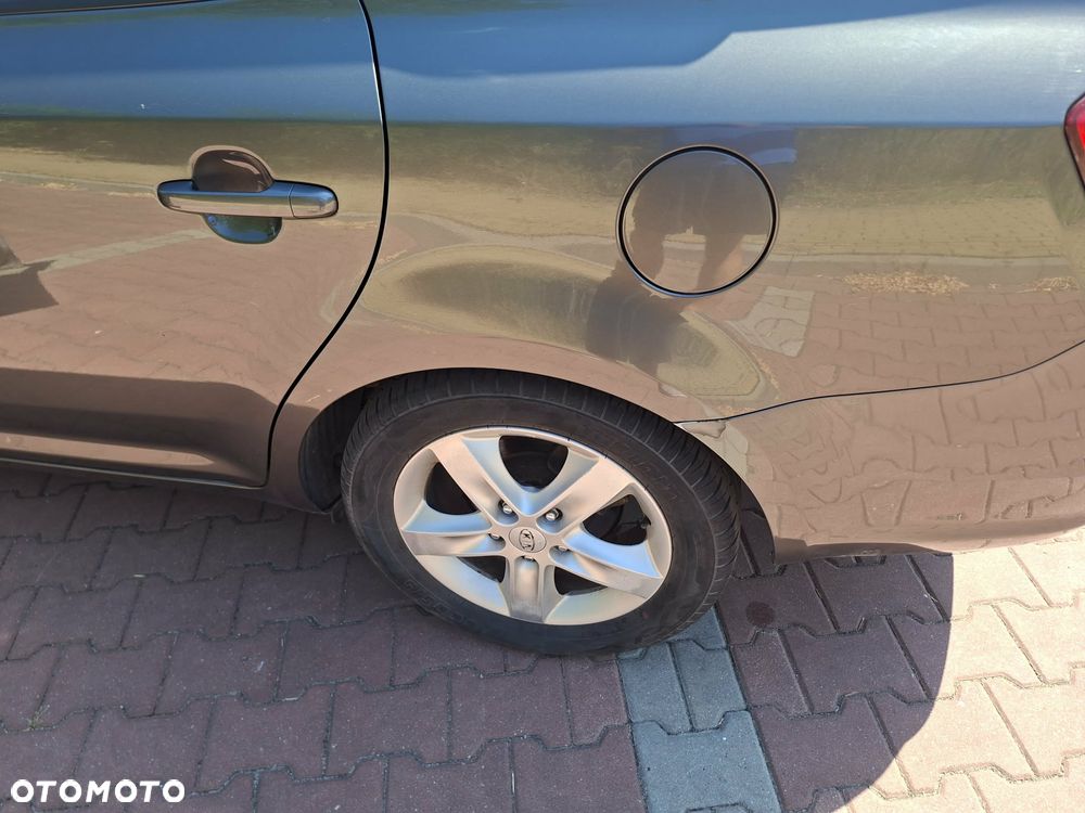 Kia Ceed 1.6 Crdi Comfort - 4