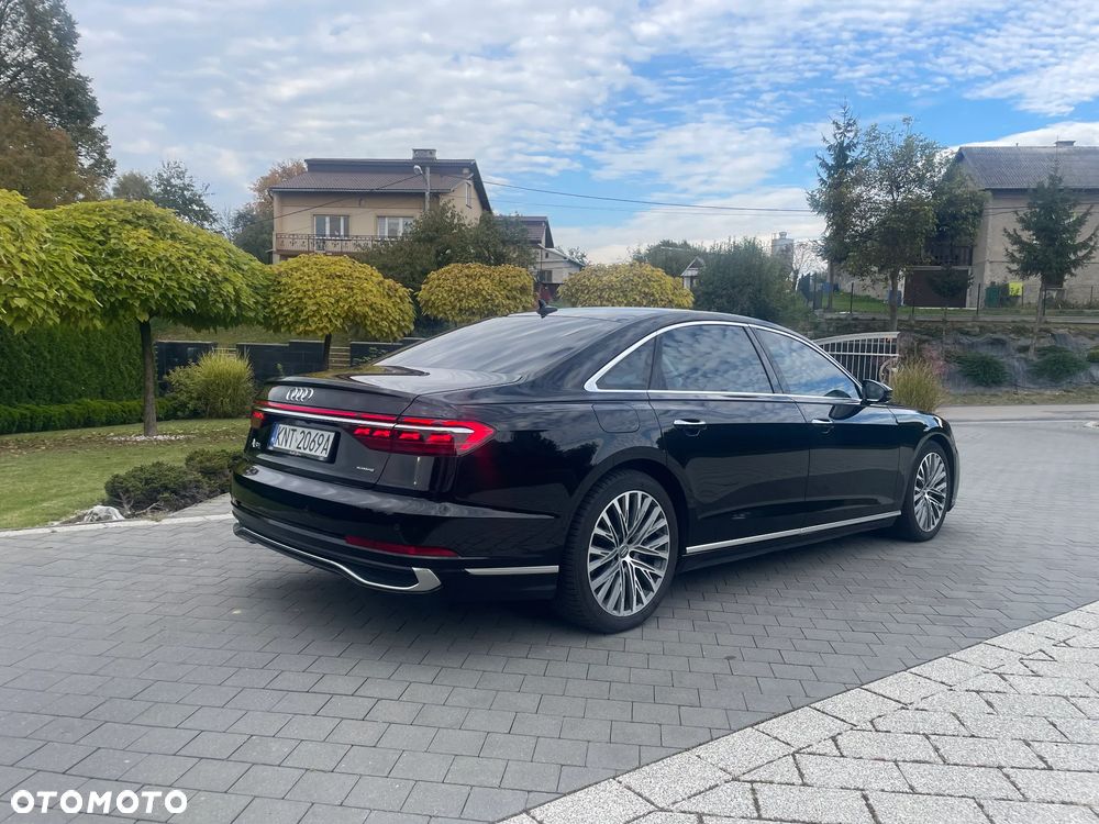 Audi A8 2019 photo 4