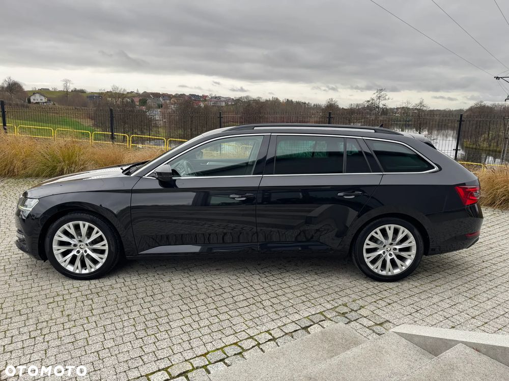 Skoda Superb 2.0 TDI DSG Ambition - 4