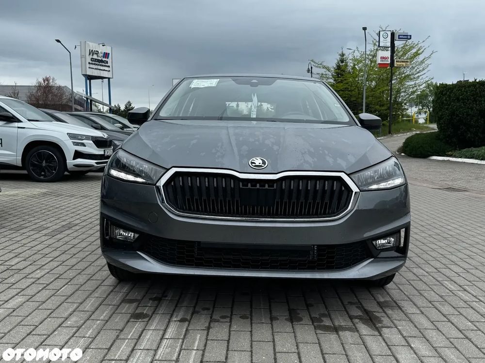 Skoda Fabia 1.0 Essence - 5