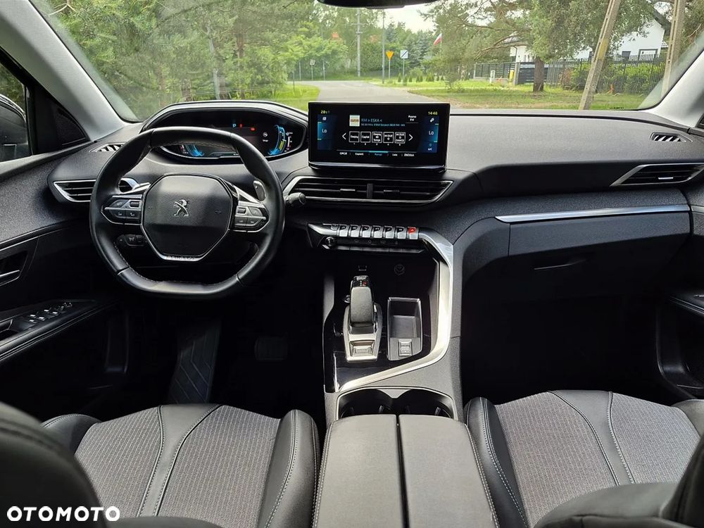 Peugeot 3008 1.6 PureTech Hybrid PHEV Allure S&S EAT8 - 10