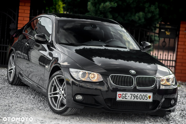 BMW Seria 3 325i xDrive Coupe M Sport Edition