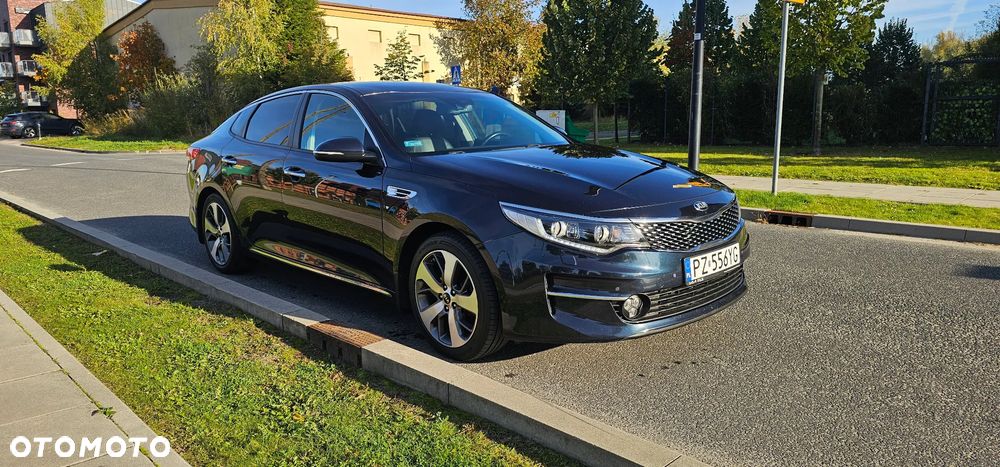 Kia Optima - 4