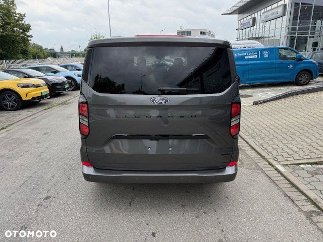 Ford Tourneo Custom - 3