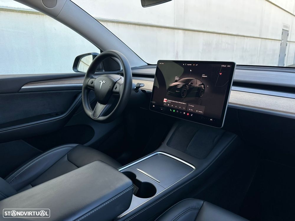 Tesla Model Y Performance Tração Integral - 12