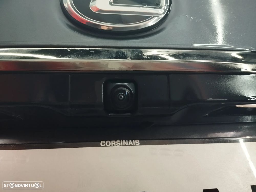 Lexus ES 300h F Sport - 13