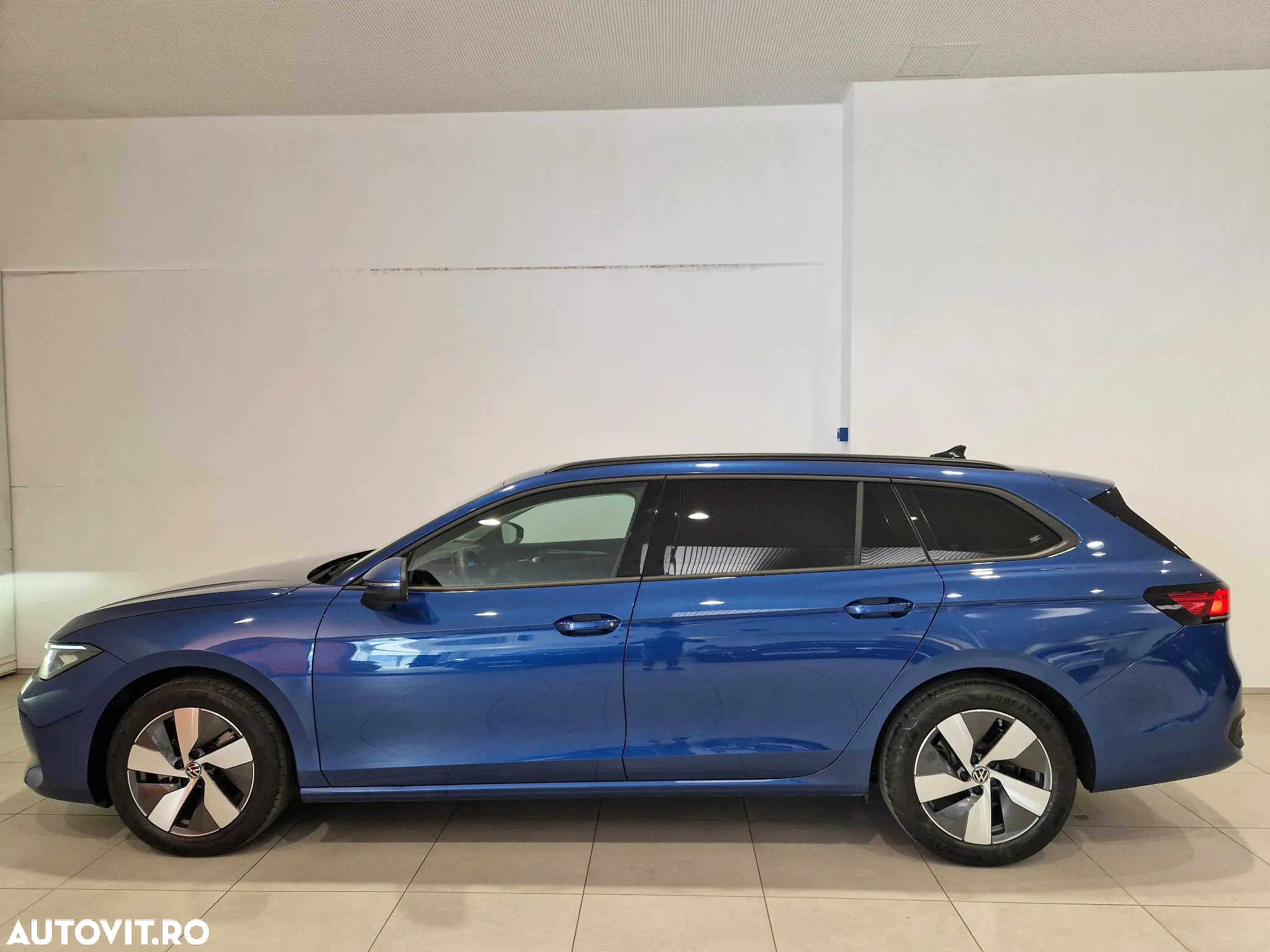 Volkswagen Passat Variant 1.5 eTSI DSG MHEV Base - 2
