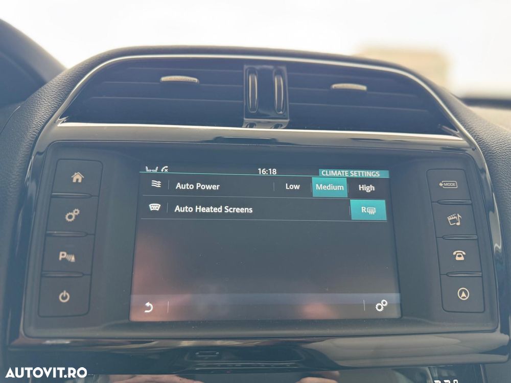 Jaguar XE 20d Aut. Portfolio - 26