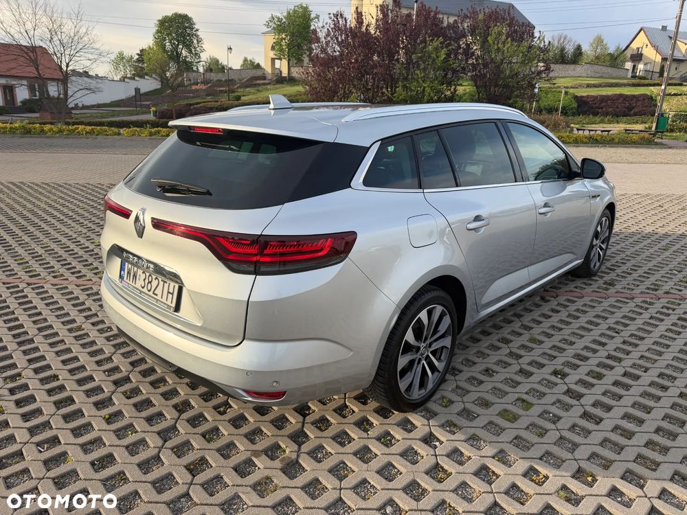 Renault Megane 1.5 Blue dCi Intens - 9