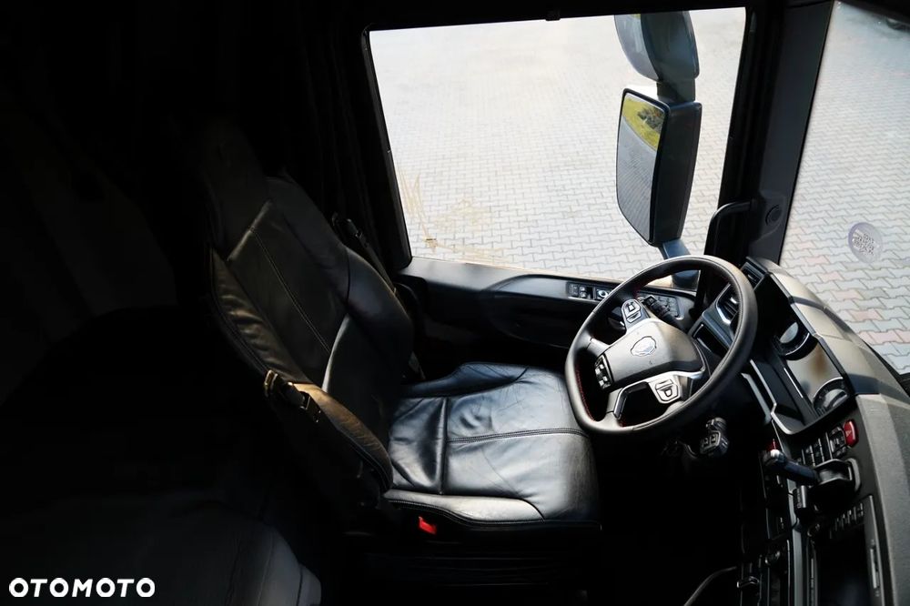 Scania S 500 / RETARDER / KLIMA POSTOJOWA / CAŁA NA PODUSZKACH / ALUFELGI / SKÓRY / - 24