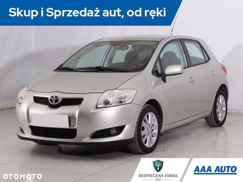 Toyota Auris - 3