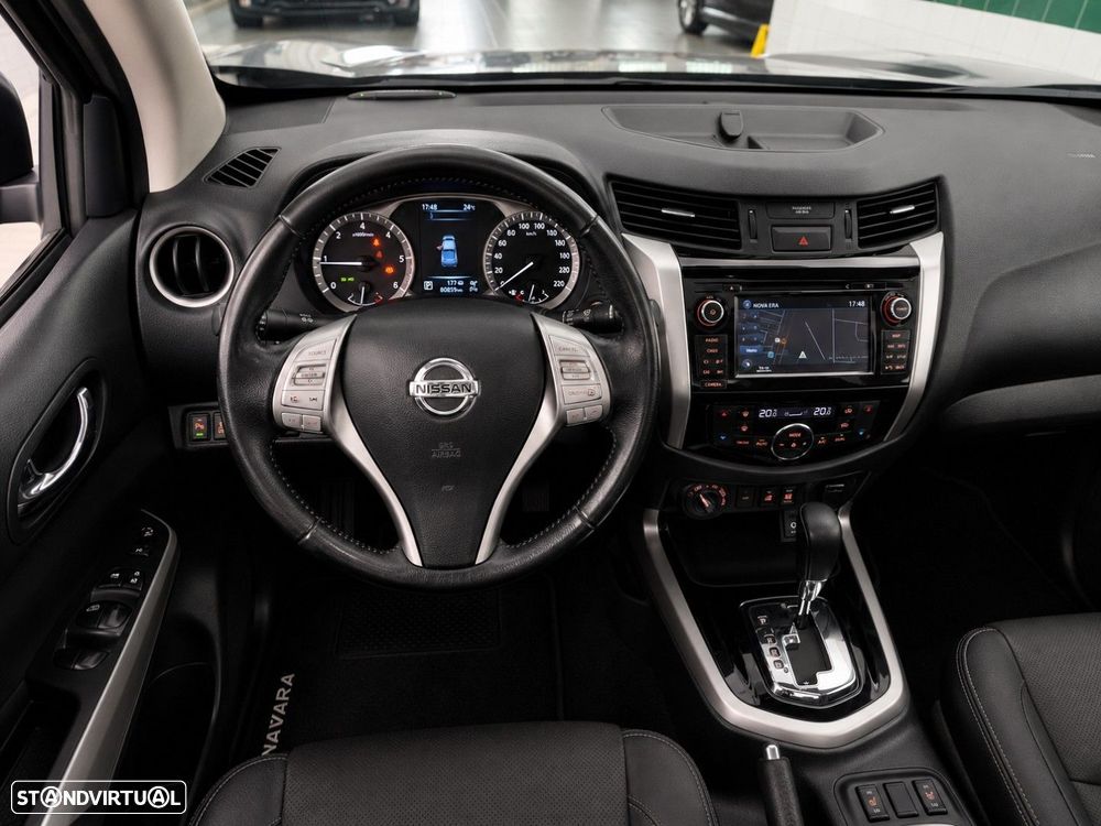 Nissan Navara 2.3 dCi CD 4WD Tekna Auto - 13