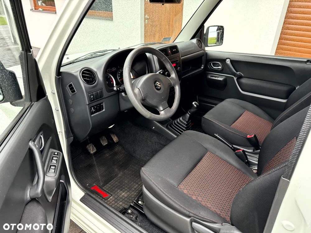 Suzuki Jimny - 10