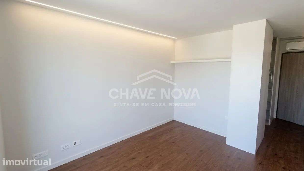 T0 Novo c/Arrumo em Matosinhos Sul - Grande imagem: 3/14