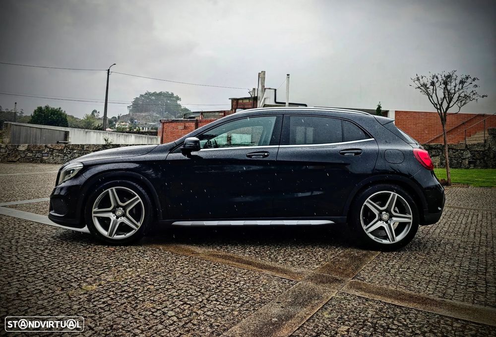 Mercedes-Benz GLA 200 7G-DCT AMG Line - 25