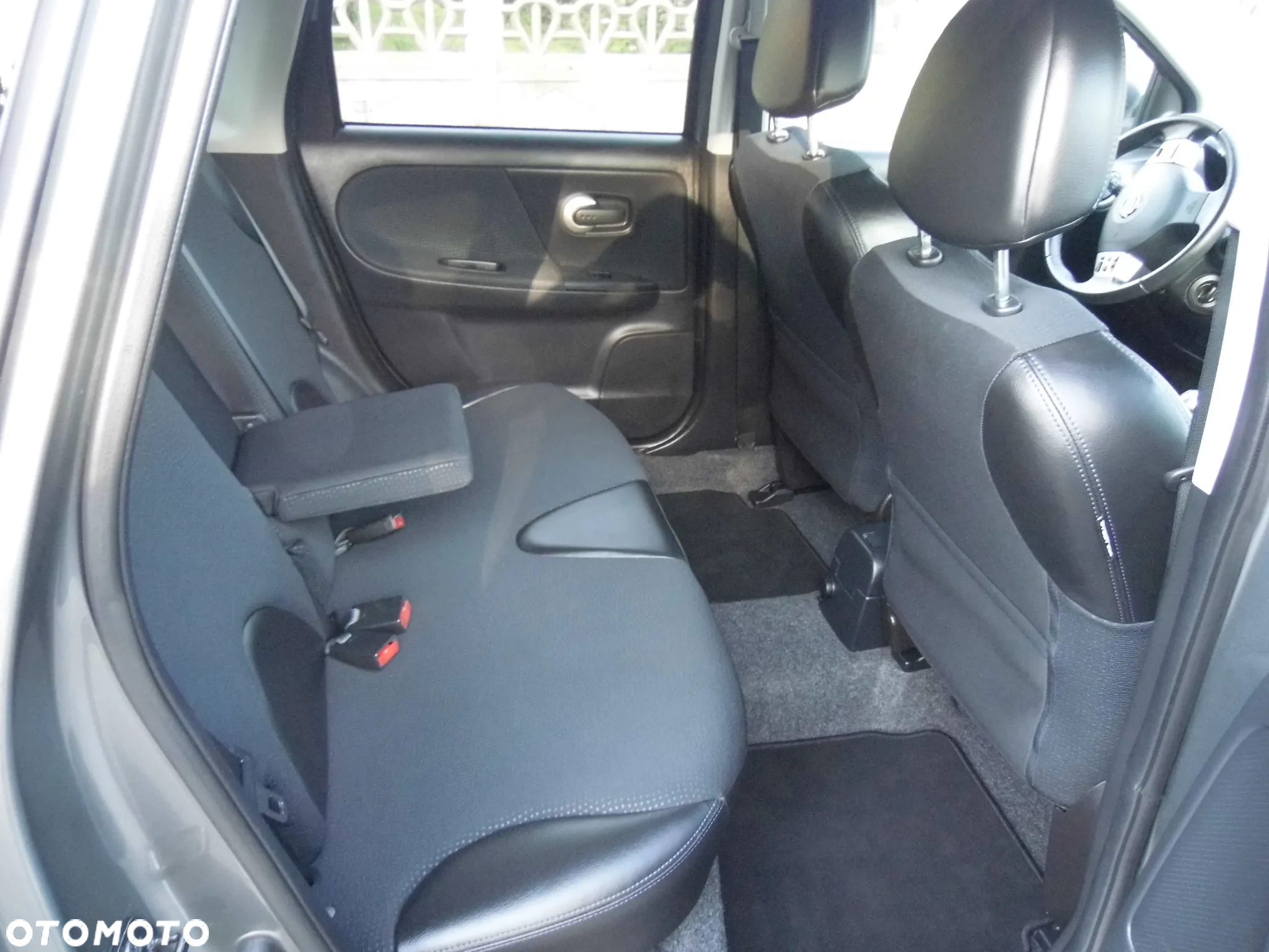 Nissan Note 1.4 Acenta EU5 - 33