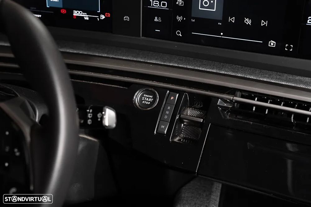 Peugeot 5008 1.2 Hybrid Allure e-DCS6 - 12