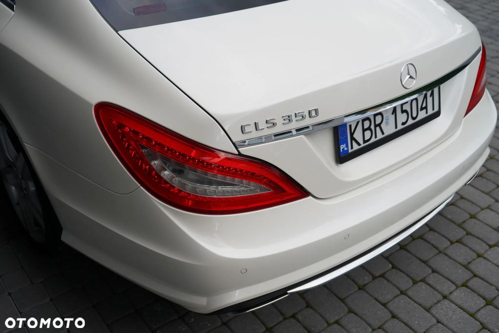 Mercedes-Benz CLS 350 BlueEff - 17