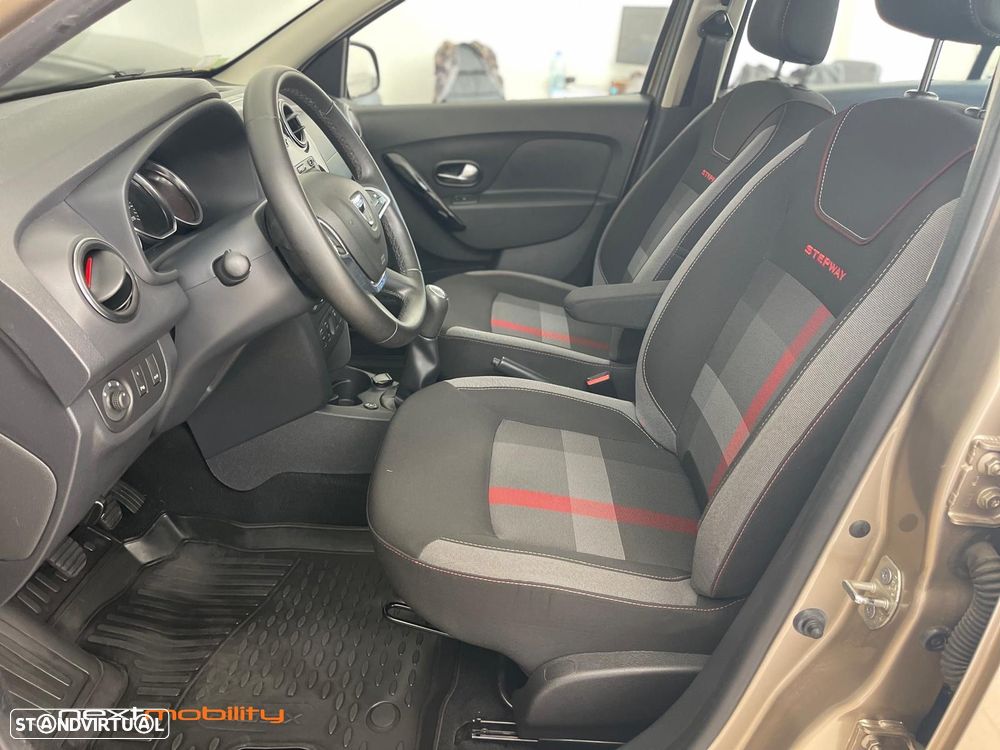 Dacia Sandero 0.9 TCe SL Stepway of Life Bi-Fuel - 16