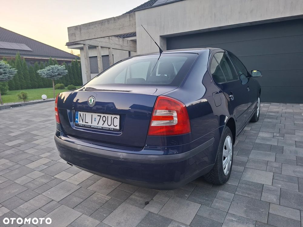 Skoda Octavia 1.6 FSI Classic - 6