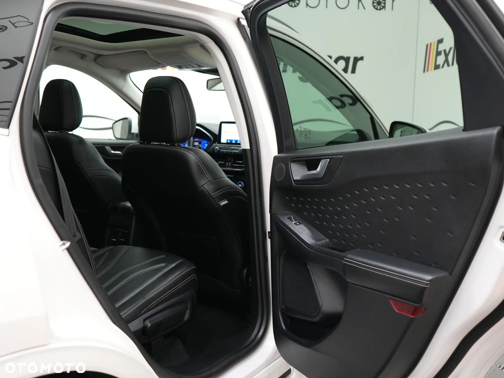 Ford Kuga 2.5P PHEV FWD Vignale - 36