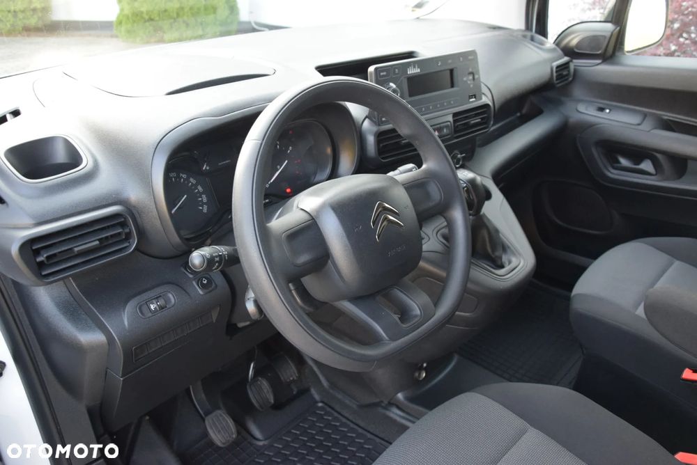 Citroën BERLINGO - 17