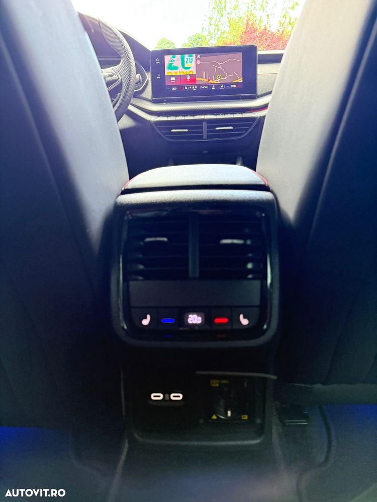 Skoda Octavia 2.0 TDI DSG RS Plus - 19