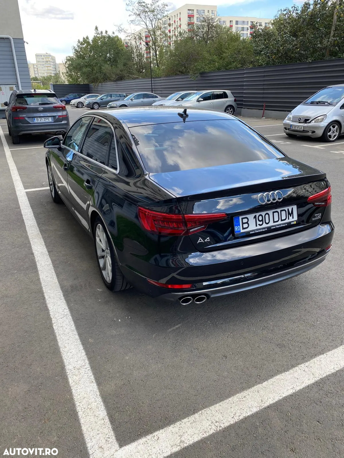 Audi A4 2.0 TDI quattro S tronic Sport - 10