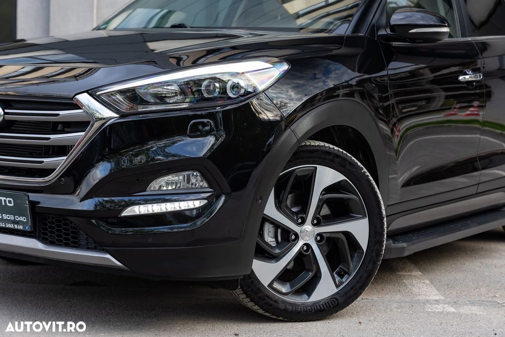 Hyundai Tucson 2.0 CRDI 4WD Automatik Premium - 27