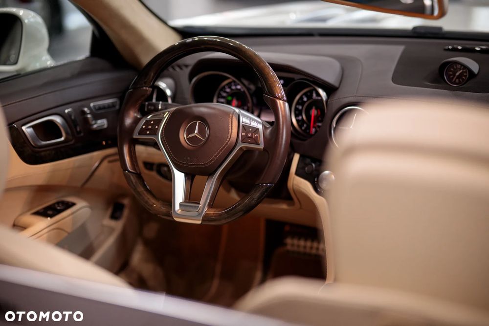 Mercedes-Benz SL 63 AMG AMG Speedshift MCT 7-Gang Sportgetriebe - 15
