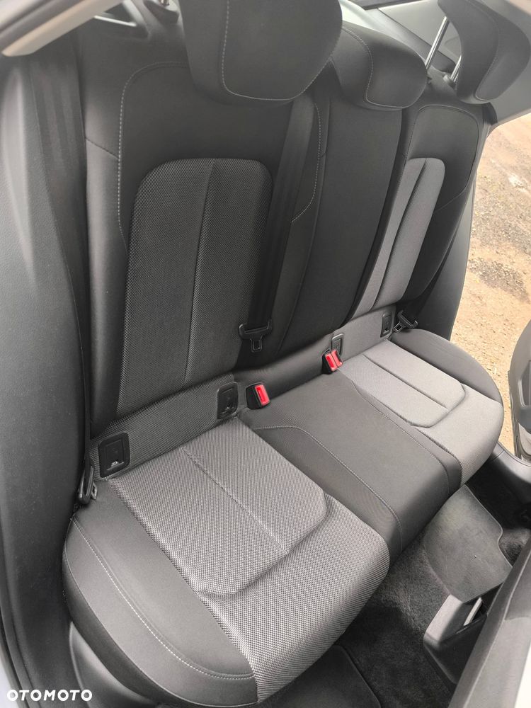 Audi Q2 30 TDI S tronic - 22