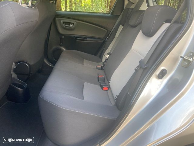 Toyota Yaris 1.0 VVT-i Comfort - 27