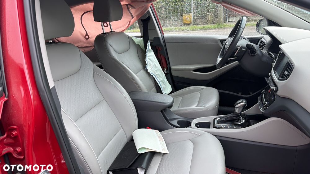 Hyundai IONIQ 1.6 GDI Premium - 21