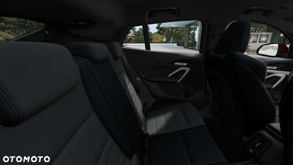 BMW iX2 eDrive20 - 13