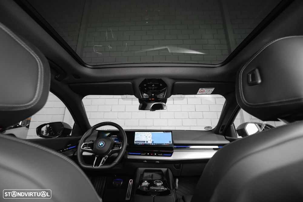 BMW 530 e xDrive Pack Desportivo M Pro - 27