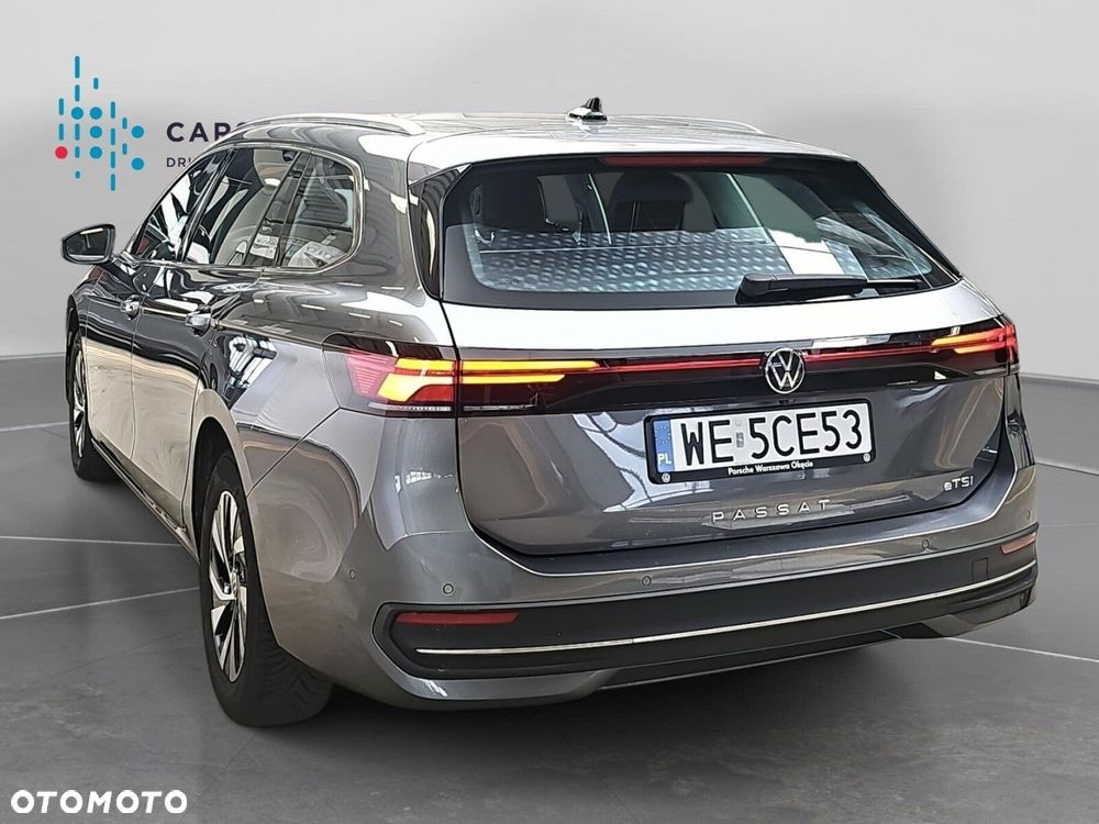 Volkswagen Passat - 31