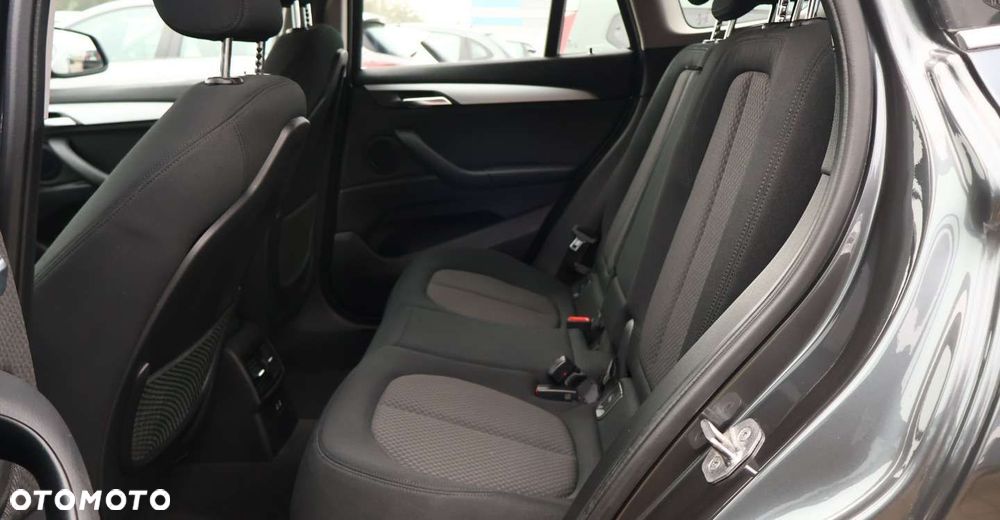 BMW X1 - 12
