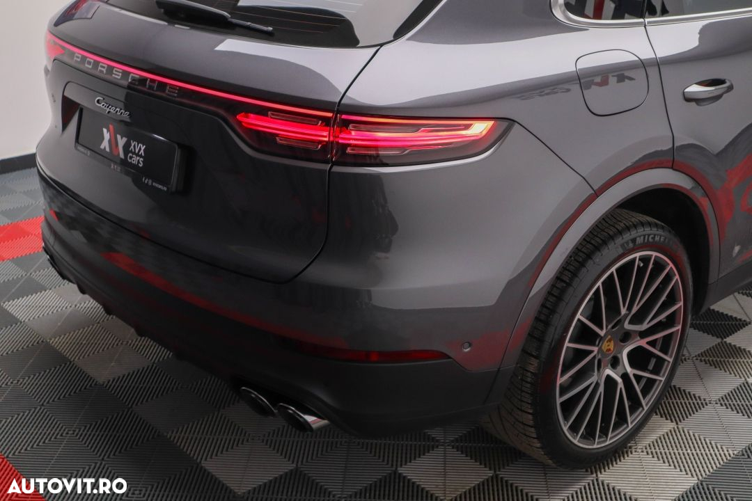 Porsche Cayenne E-Hybrid Tiptronic S Platinum Edition - 21